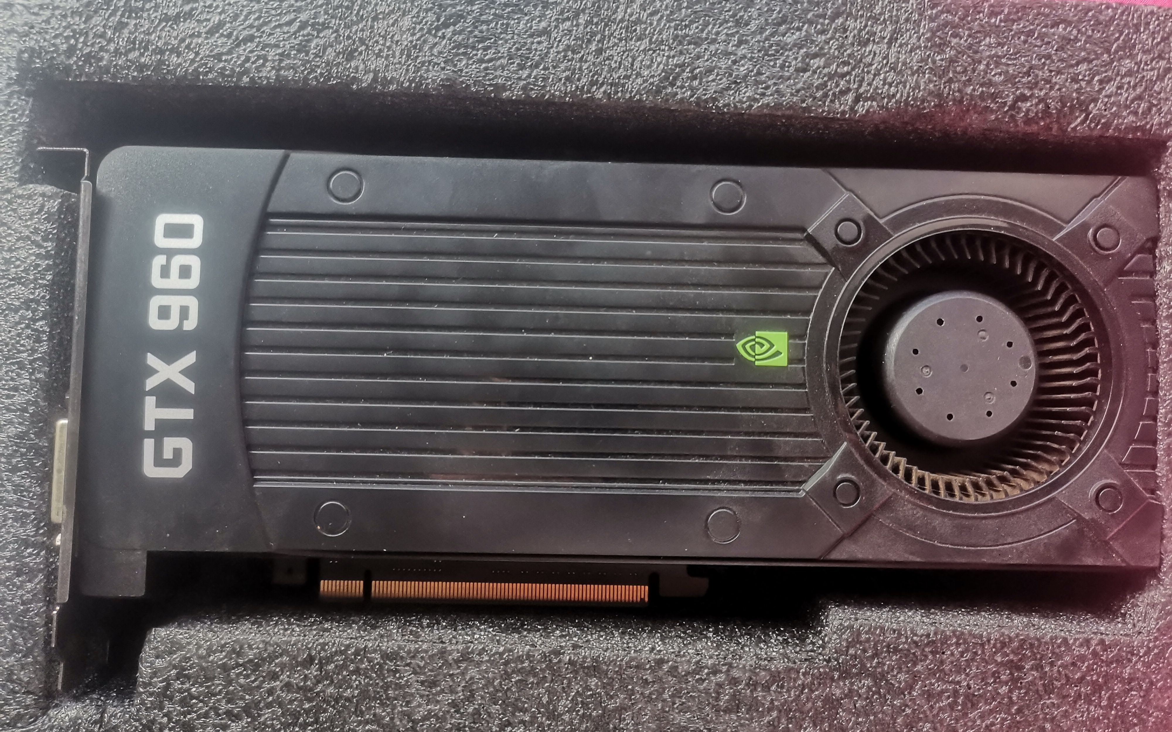 开箱公版gtx960