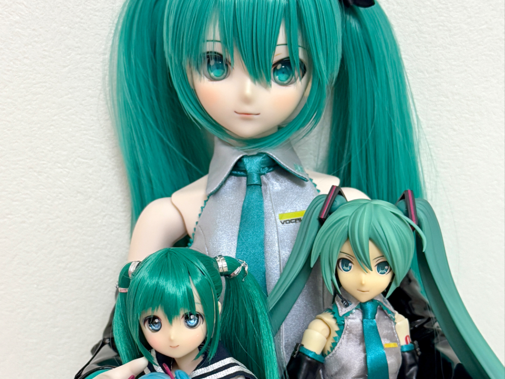 初音娃娃全家福
