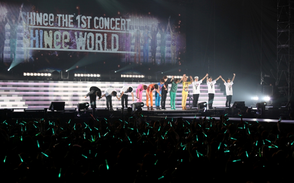 SHINee THE 1ST CONCERT IN JAPAN SHINee WORLD_哔哩哔哩_bilibili