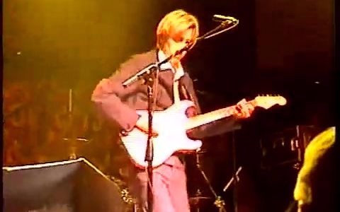 [图]【Eric Johnson】My Back Pages Live