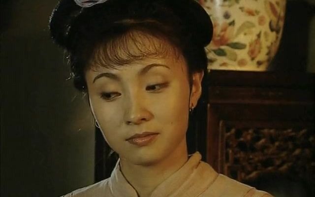 宜妃吃醋转身刚离去,多情皇上立马和美女打情骂俏,真是痴情女人负心汉!哔哩哔哩bilibili