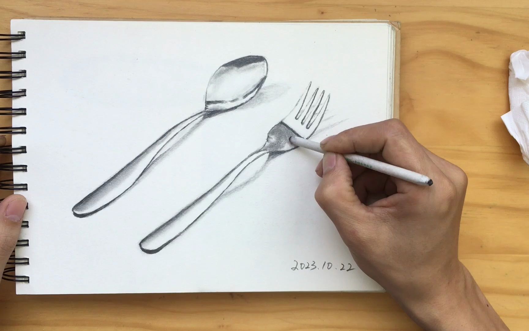 [自学之路]素描金属餐具