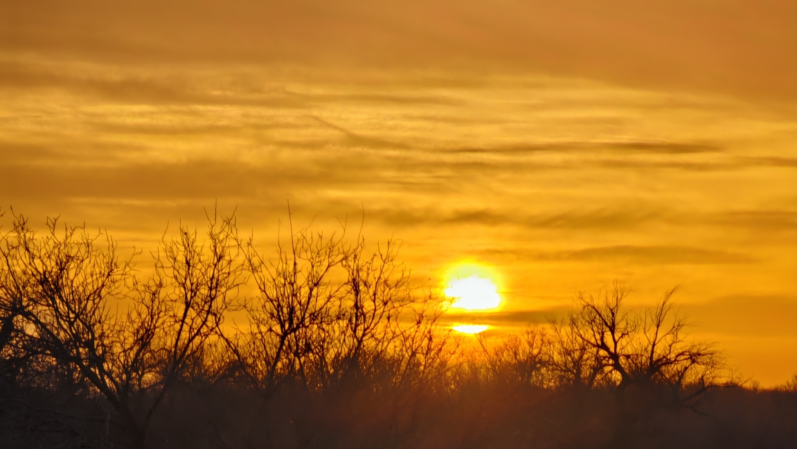沙漠落日真是太美了