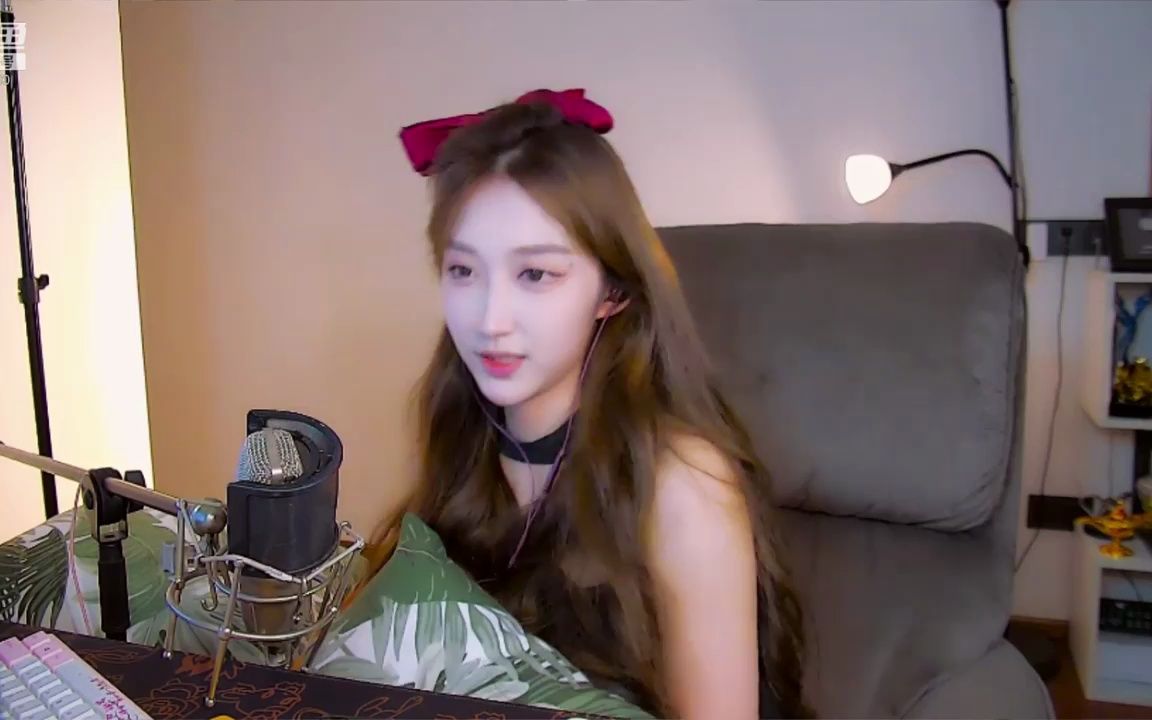 [回放][呆妹儿小霸王].[呆妹:好久不见~甚是想念~ 2020-10-15 17点场]