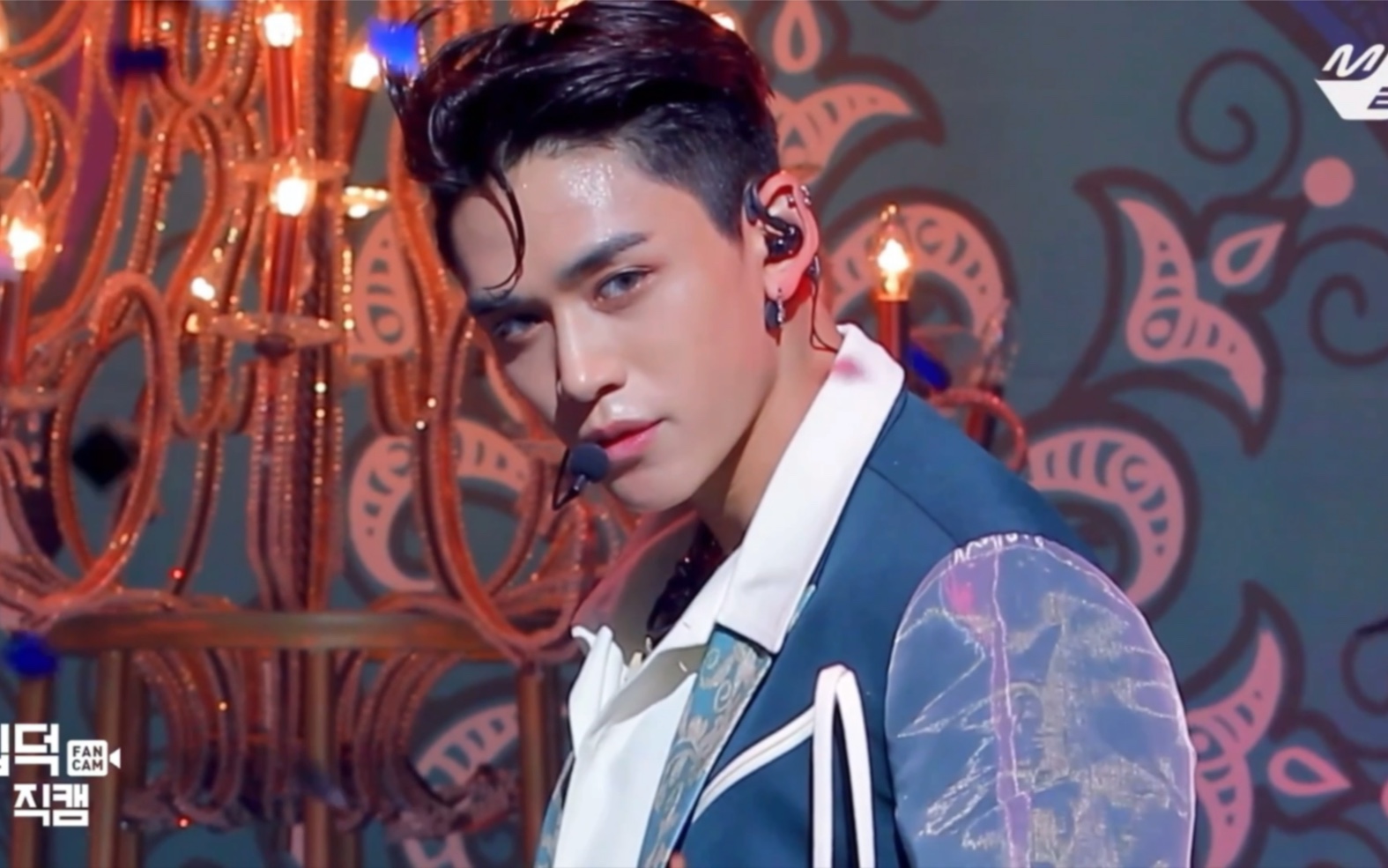 黄旭熙lucas横版直拍nct u《make a wish》201015