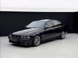 下载视频: 耐看的设计不需要花里胡哨 BMW E39 M5静态欣赏