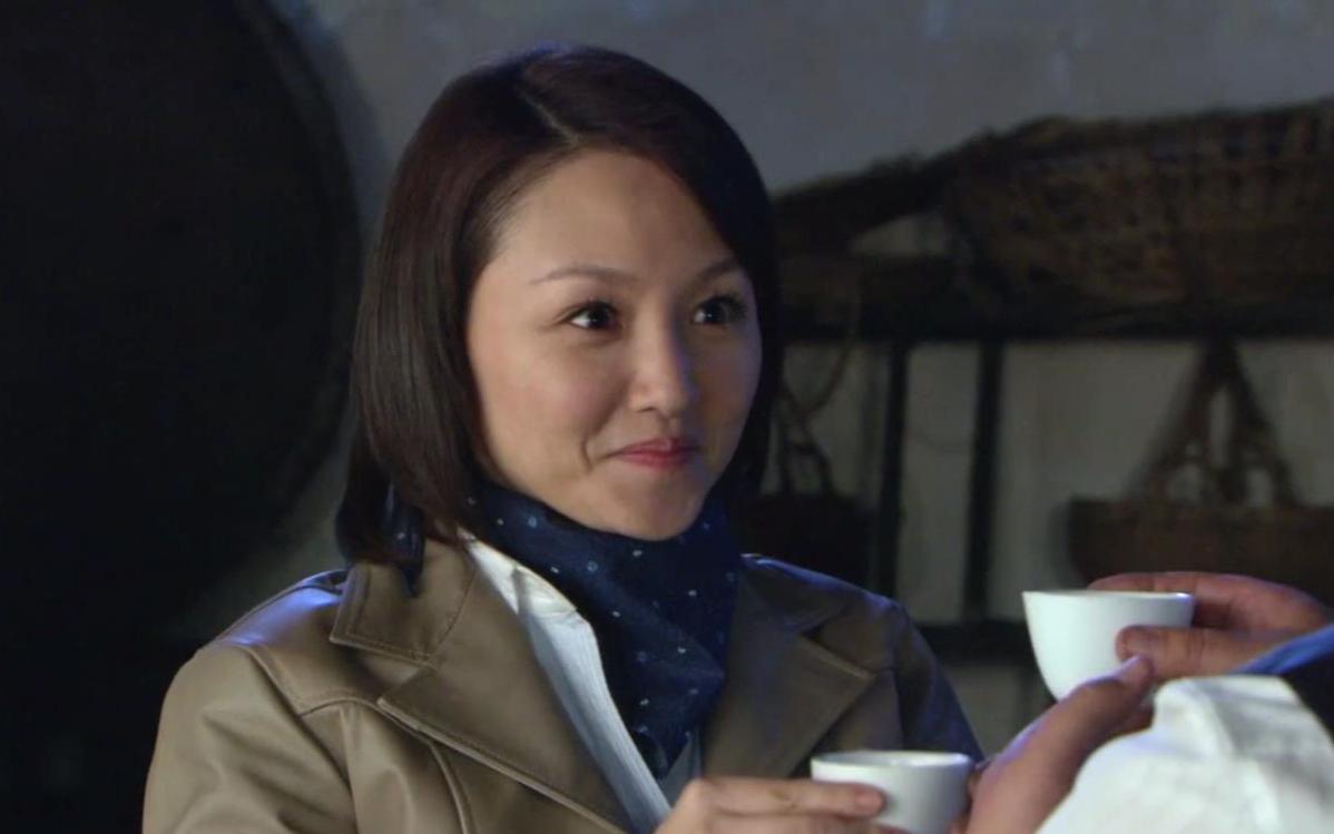 猎狼人:龙王在一千米开外命中鬼子,钟宁得知后当场下跪拜师