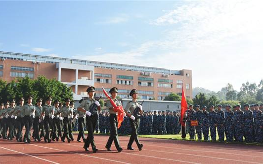 广州南洋理工职业学院—16天南洋新生军训宣传片哔哩哔哩bilibili