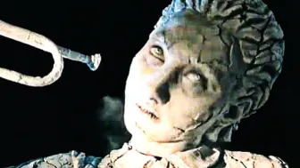 这个夏令管有个恐怖的传说，它的门口有两个古老的雕像，传闻他们彼此相爱化作石头