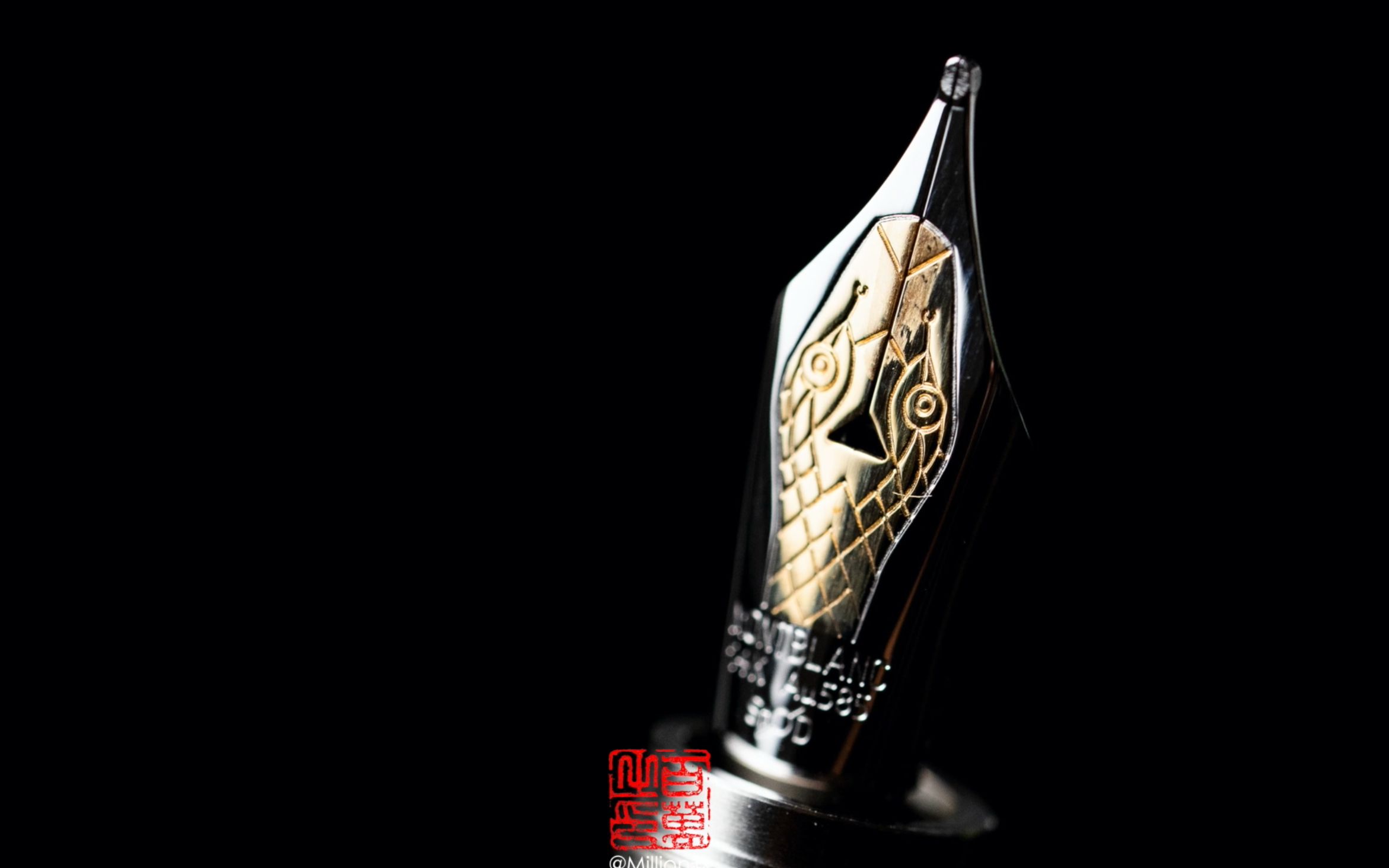 万宝龙红蛇可能是我用过的最为软弹的钢笔