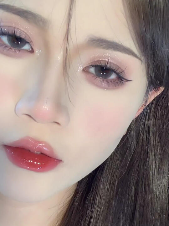 第一次画纯欲御姐妆