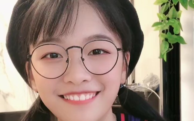 【陈逗逗】唱的【无名之辈】,声音甜美可爱,超喜欢