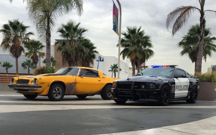 【变形金刚 · 路障/路蜂合集】路障:别跑!小混蛋!