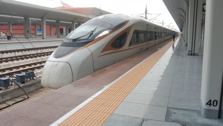 【中国铁路】g3093次列车进泉州南站