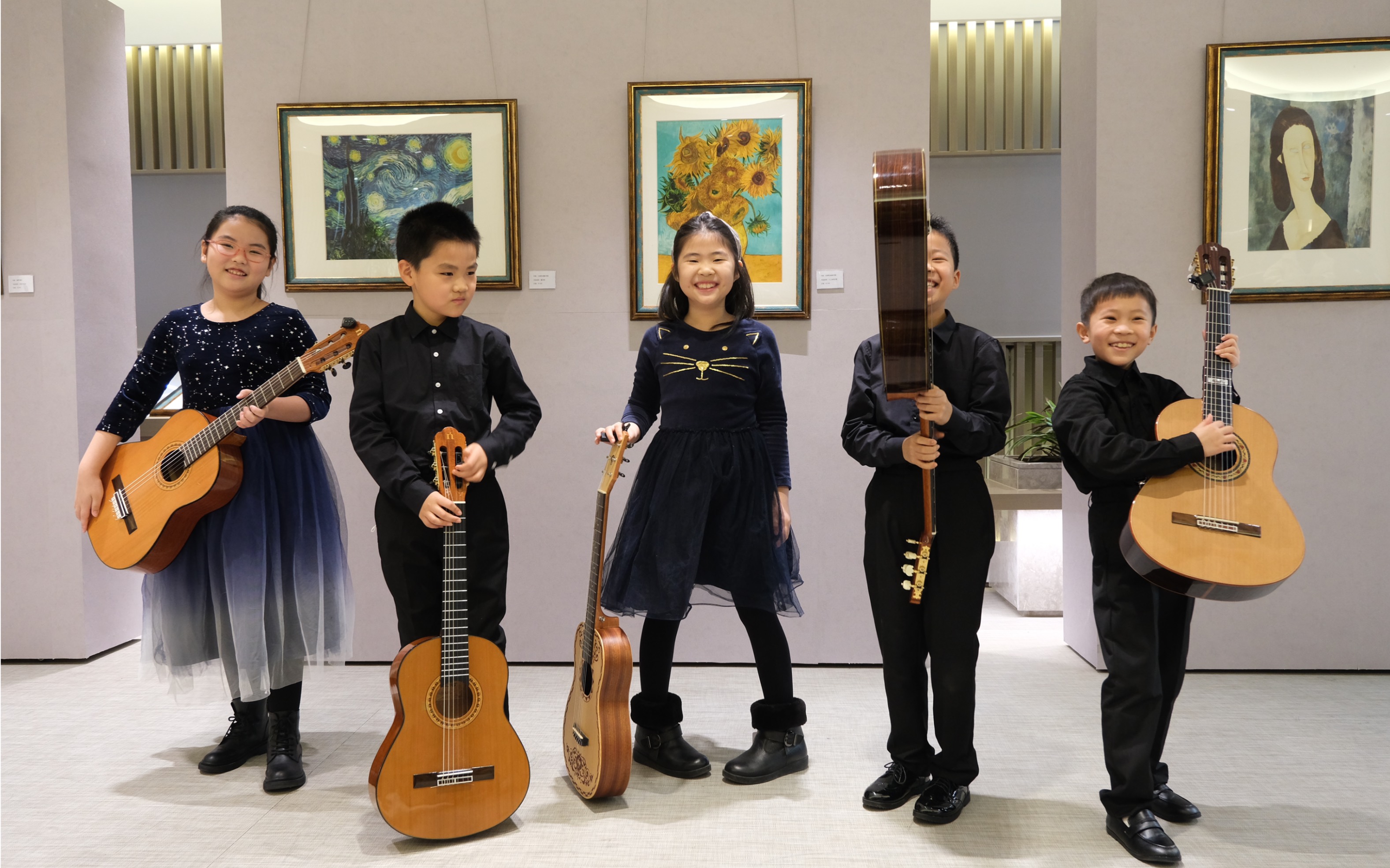 少儿乐团的第一次拍摄《森林中的巨人》