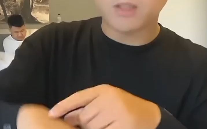 中国探险家李忆谈危险经历