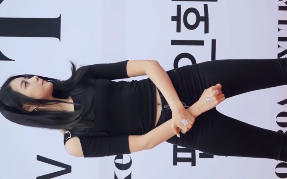 180610韩国女团pristin直拍林娜荣get it
