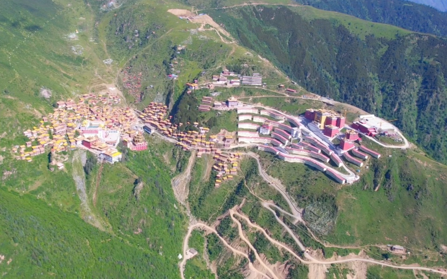 [图]第十二集：摩旅抵达四川噶陀寺