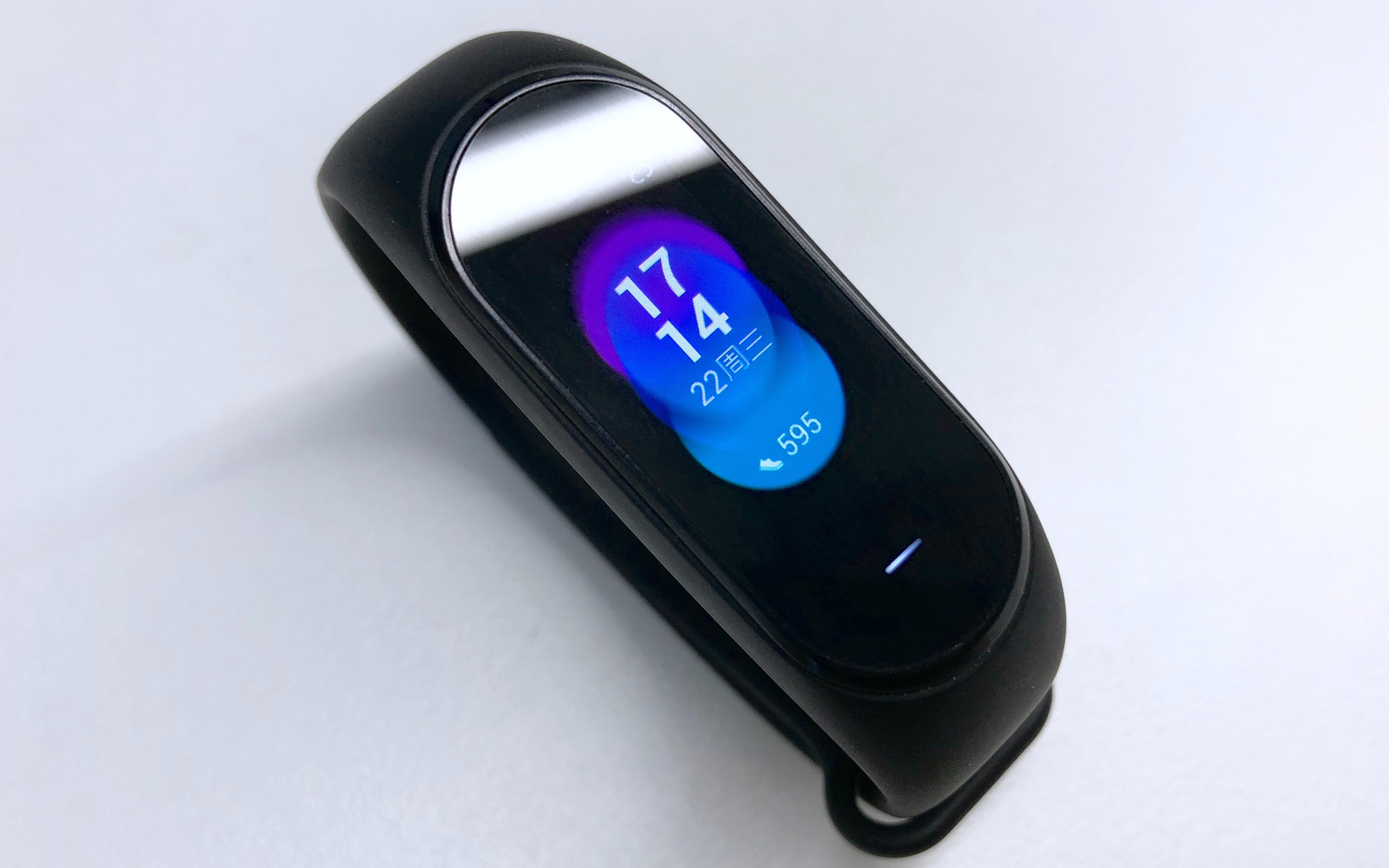 能刷公交刷地铁刷门禁?黑加nfc运动手环试玩_哔哩哔哩_bilibili