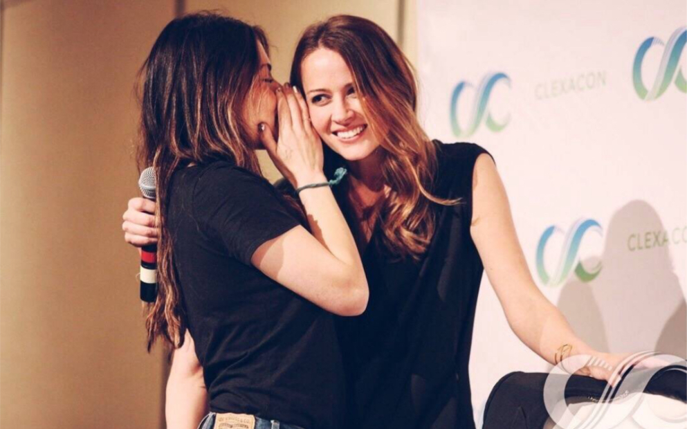 更新amyacker和sarahshahi肖根相关采访合辑更至2018clexacon漫展片段