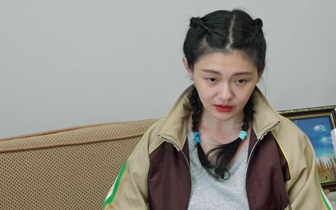 【我们是真正的朋友】阿雅大s写歌词?到底谁最有才华?