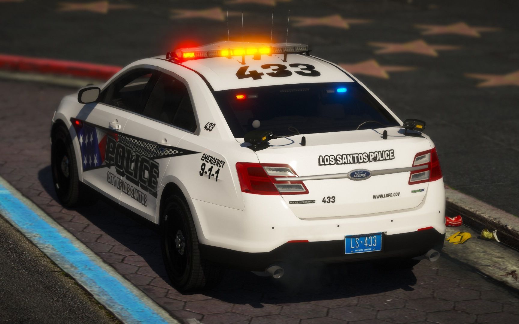 【gta5】:福特金牛座三角警灯警车mod模组_哔哩哔哩 (゜-゜)つロ 干杯