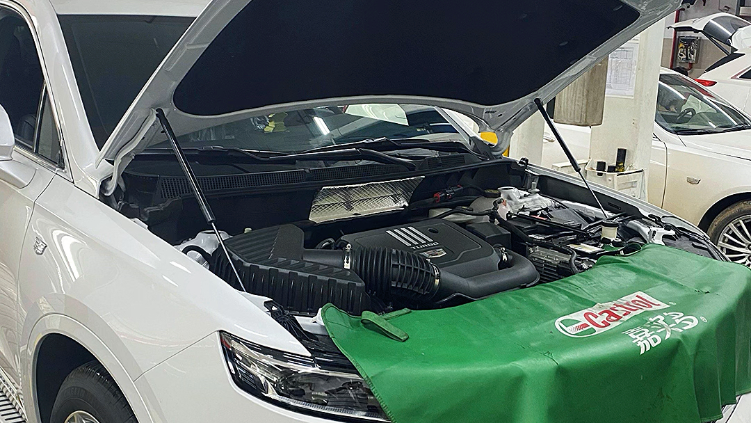 记录凯迪拉克xt6首保