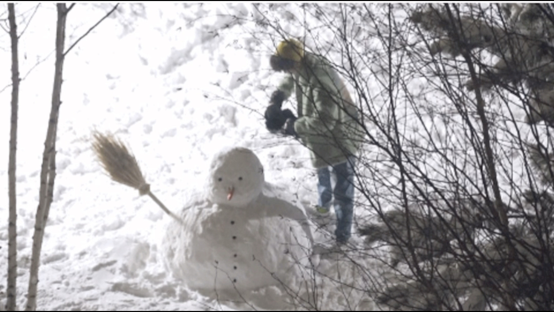 王俊凯雪人图片