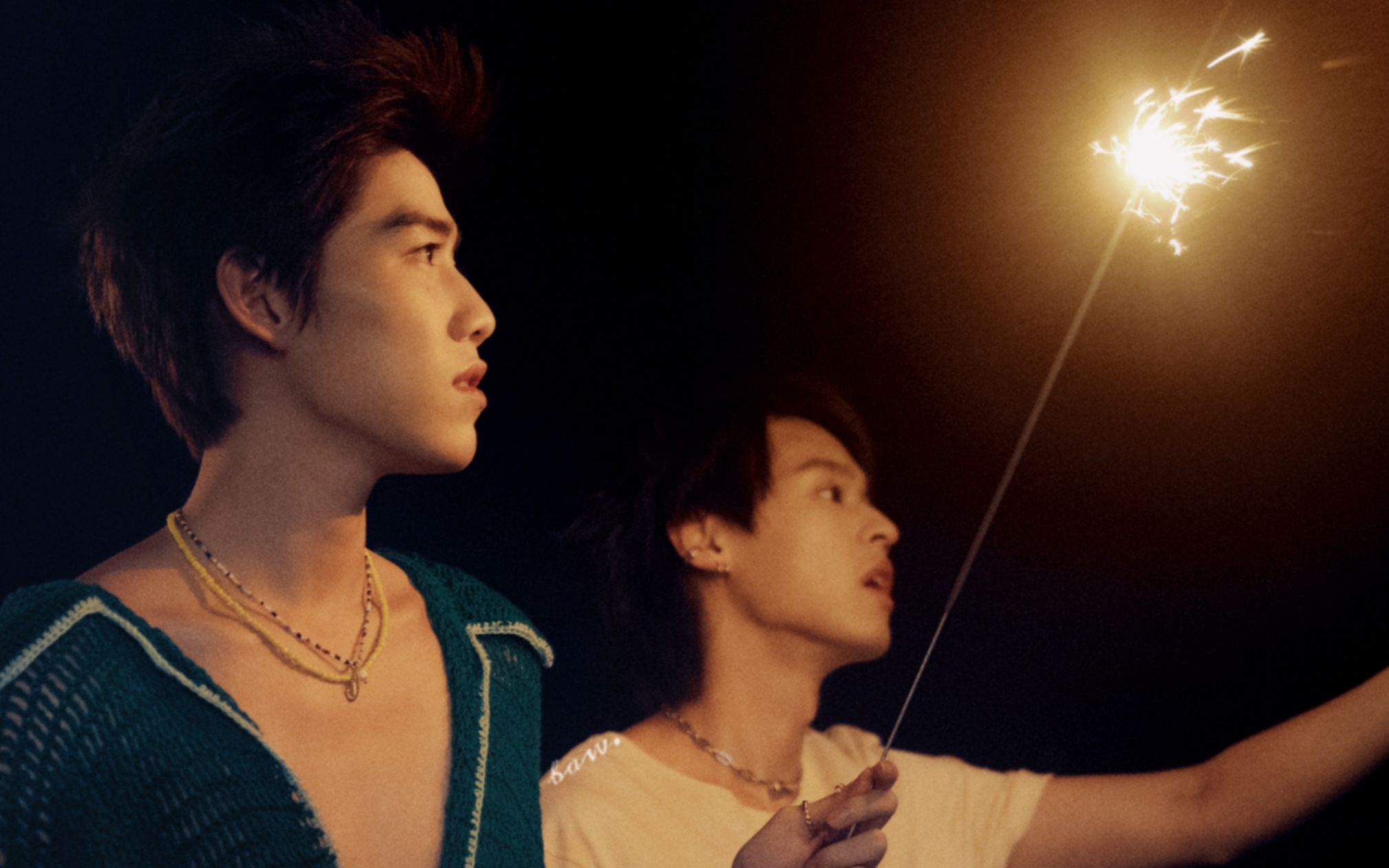 【中字4k】《我被光所诱惑》oppo小短片花絮(bkpp)_哔哩哔哩_bilibili