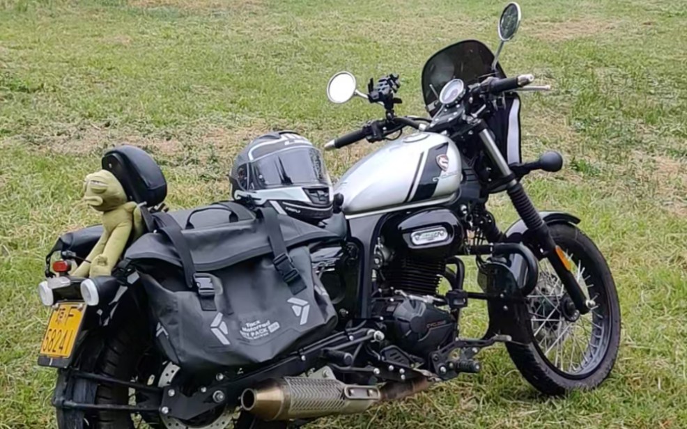 赛科龙ra2摩旅这样改,换大小飞(牙盘)让舒适度提升一个档次!