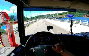 Télécharger la video: 「第一人称」抵达霍腾码头 顺着挪威最宽的E18高速南下 | Driving Scania R440 POV #564