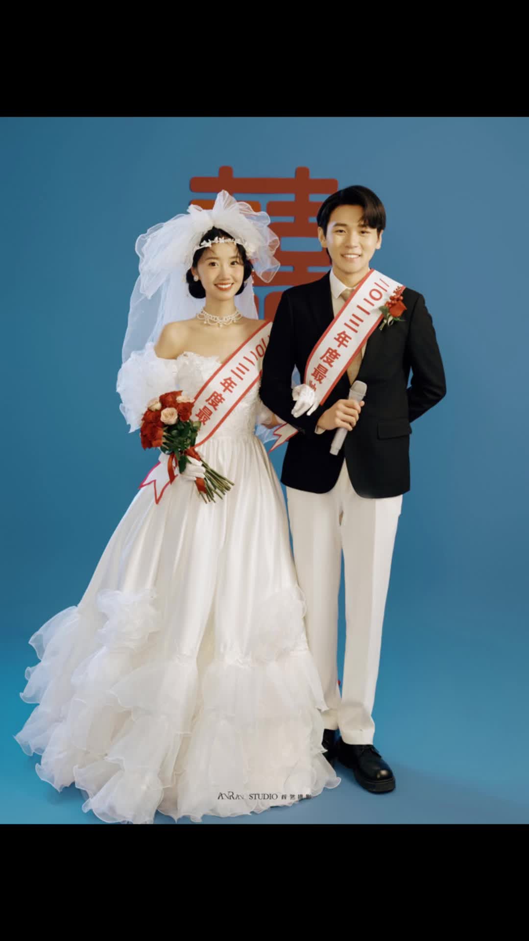 有一个爱耍帅的男朋友 拍婚纱照是怎么样的氛围?噂嘟迷到我了