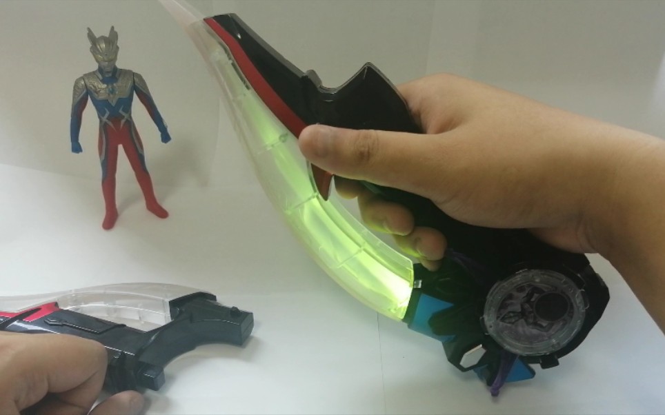 罗布奥特曼dx罗布头镖_哔哩哔哩_bilibili