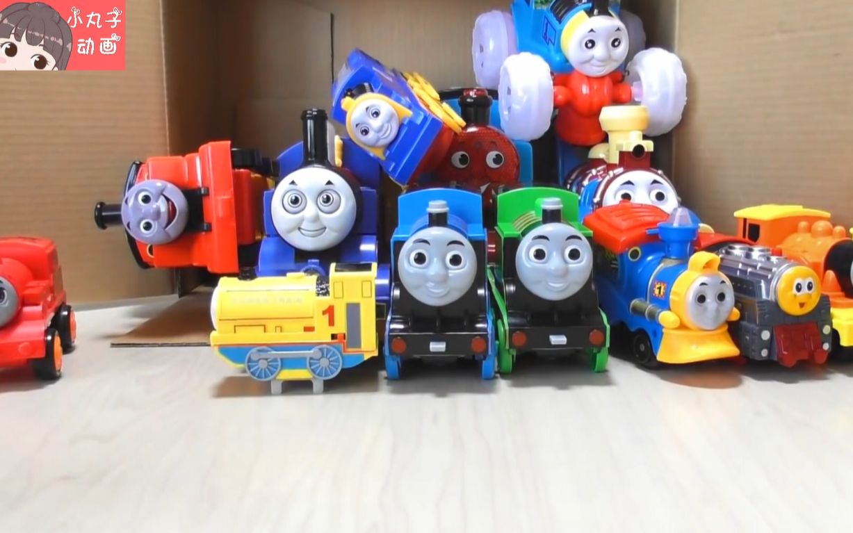 托马斯变身机器人 小火车发光发亮快速前进
