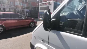 Télécharger la video: 依维柯，全顺哪一款更适合改床车？哪一款小毛病少？大家怎么看？