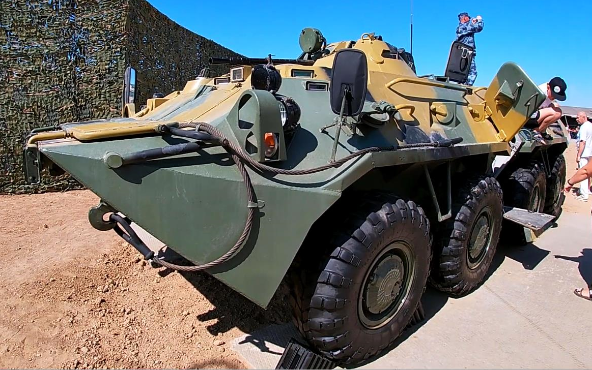 【“军队2021”论坛】战场巴士  BTR80步兵战车(BPU1炮塔)(2021/7)哔哩哔哩bilibili