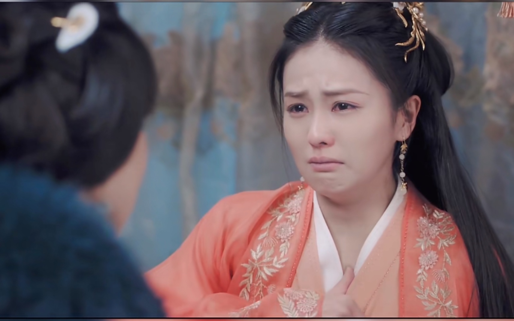 白鹿哭戏好绝,隔着屏幕都能感受她的悲伤和难过