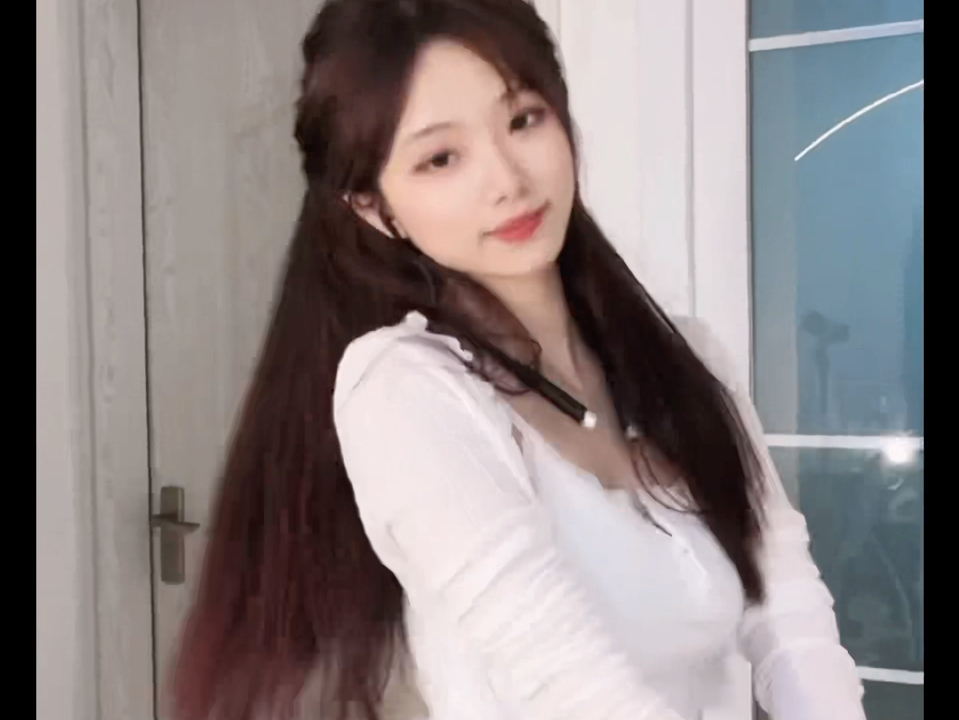 甜欣 超短裙热舞