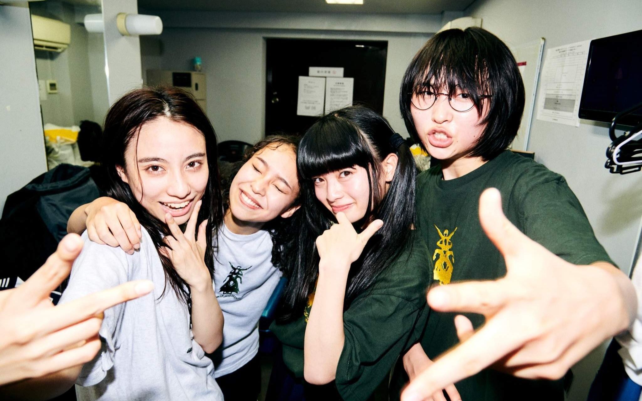 【atarashii gakko!】精神小妹魔性舞蹈合集(2)