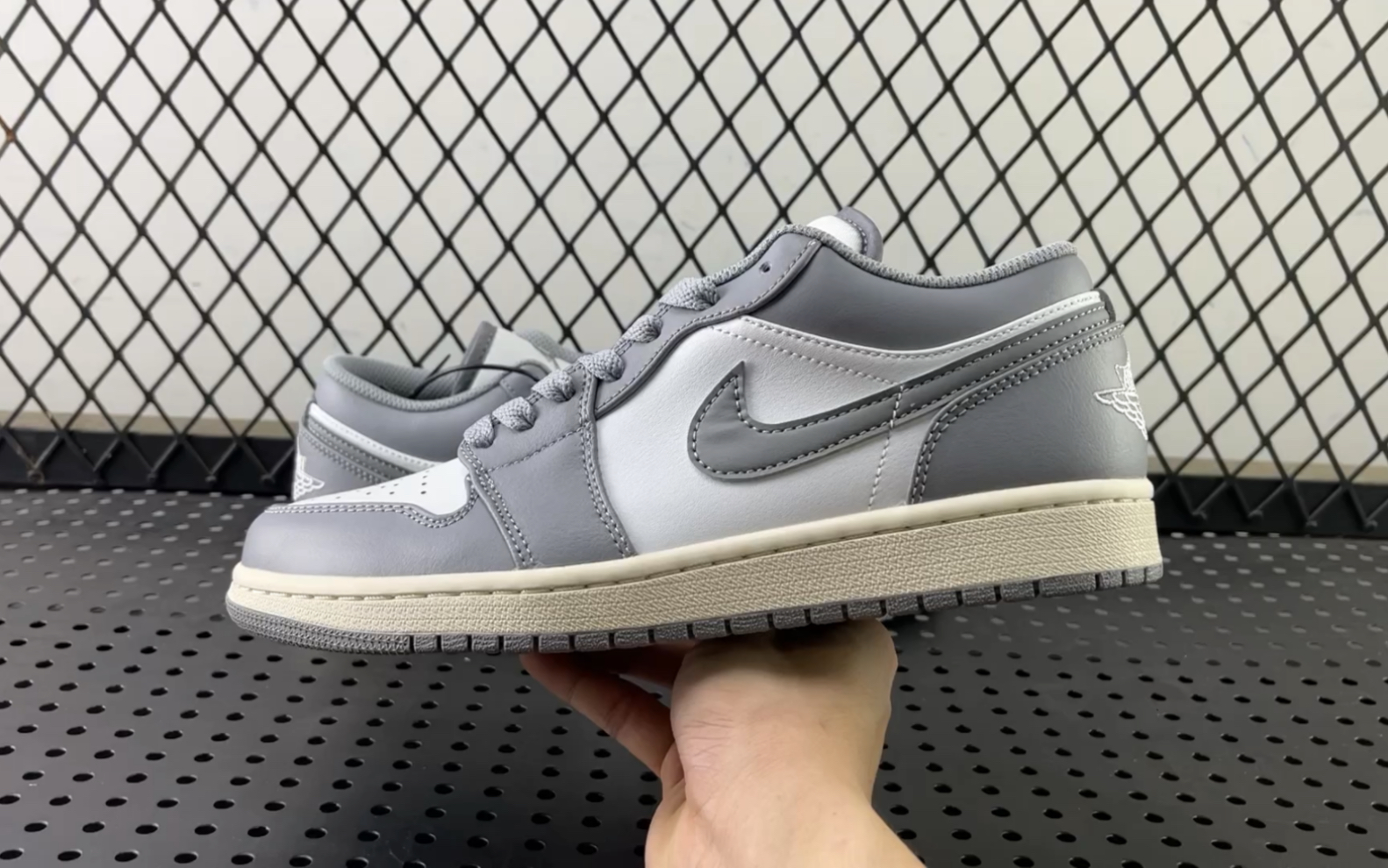 aj1 low低帮 灰白553558-053!尺码40-45!