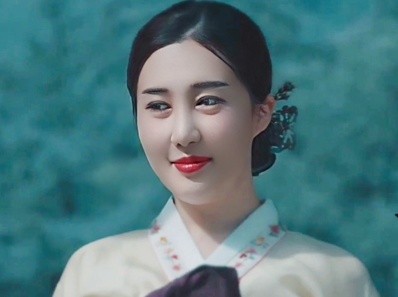 为艺术献身的女星