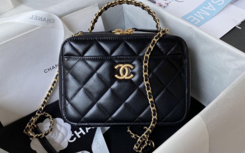 【chanel 710 v字形設計,經典腎包羊皮系列,backpack】