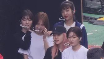 【Red velvet】191004 全程发糖的粉蓝+全程沙雕的椰涩+我独自成长的Joy 音乐银行特辑彩排后台待机