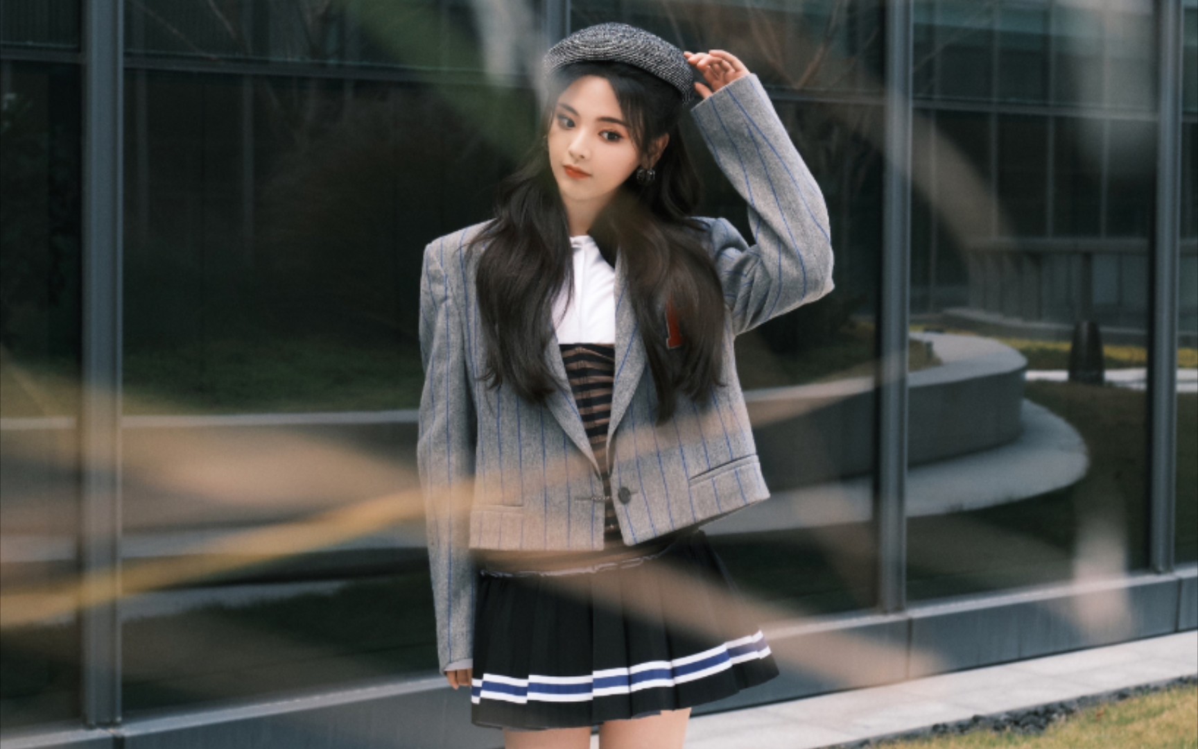 杨超越说她穿了裙子,可我看不到,是我瞎了吗71