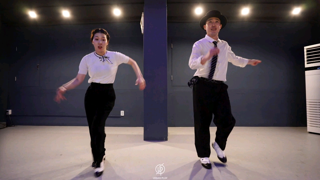 [图]I Want to be Happy - Erroll Graner _ 复古欢快编舞 Yeg Choreography