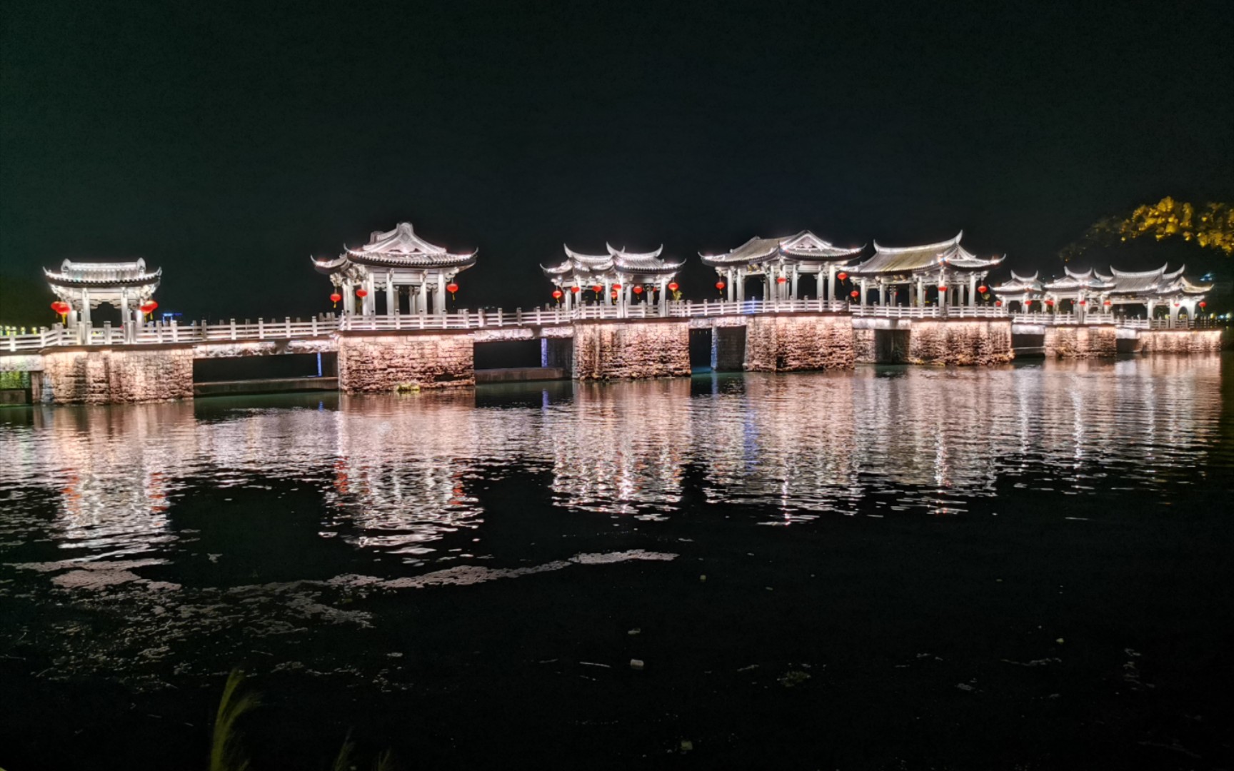 潮州灯光秀2021图片
