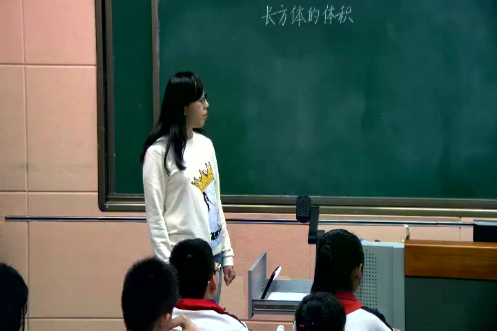 [图]【获奖】北师大版小学数学五年级下册_长方体的体积-张老师优质课公开课教学视频