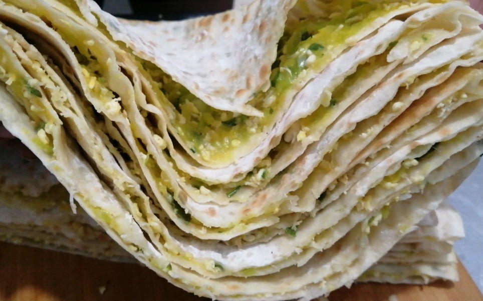 嫩嫩的南瓜烙菜饼,外焦里嫩,咬一口都爆汁,香呐_哔哩哔哩_bilibili