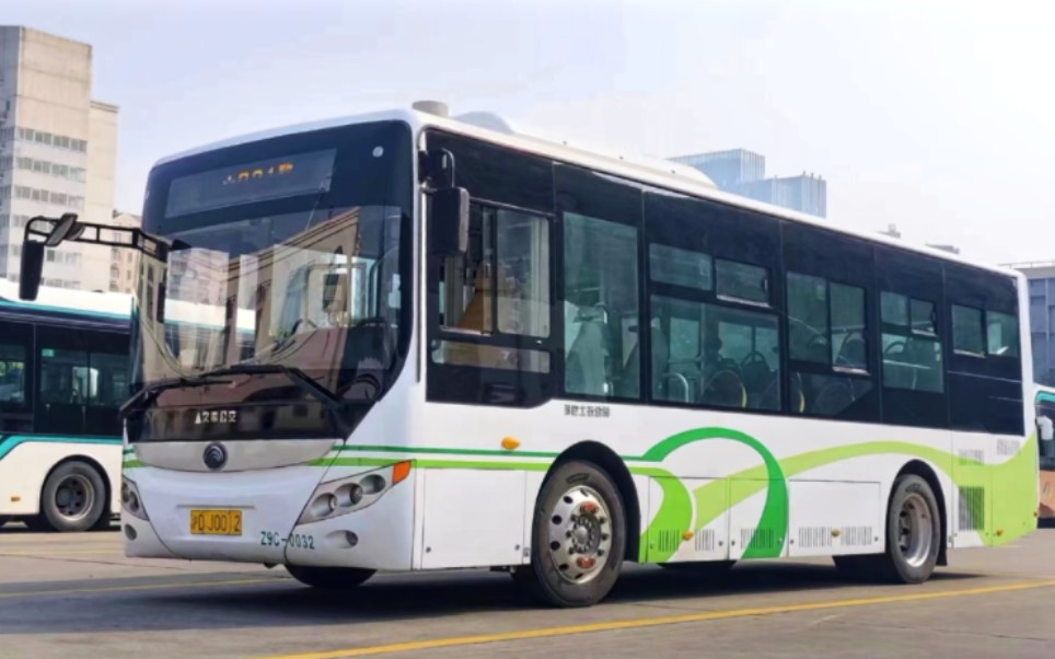 (巴士五公司)上海821路(量产车) 上海宝山39路(样车)公交车宇通zk6875