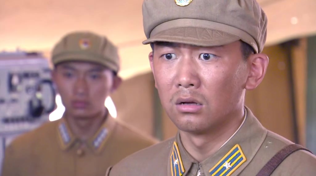 二营打下敌机,肖占武:敌机来了不打,这不是犯错而是犯罪